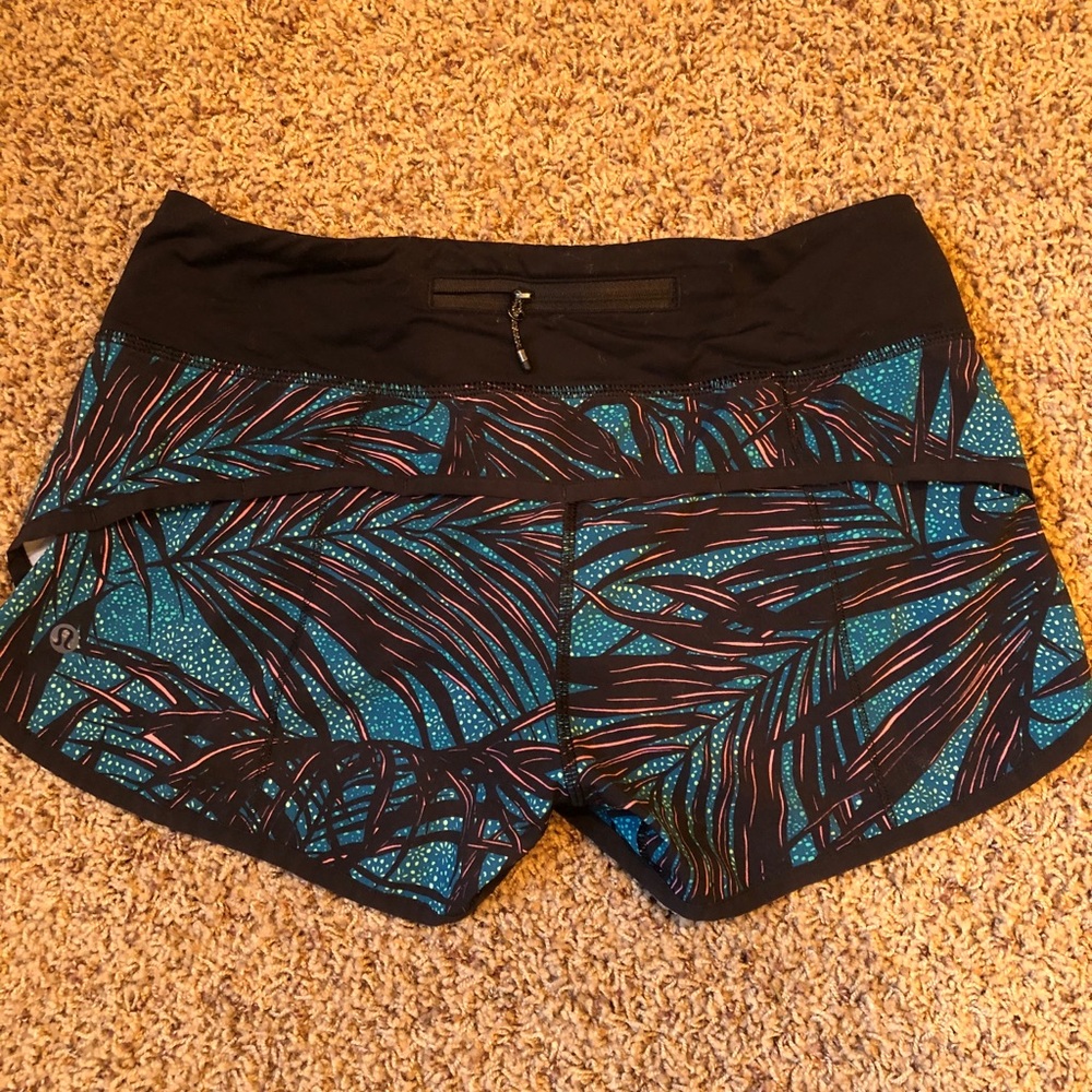 Lululemon women’s athletic shorts size 4